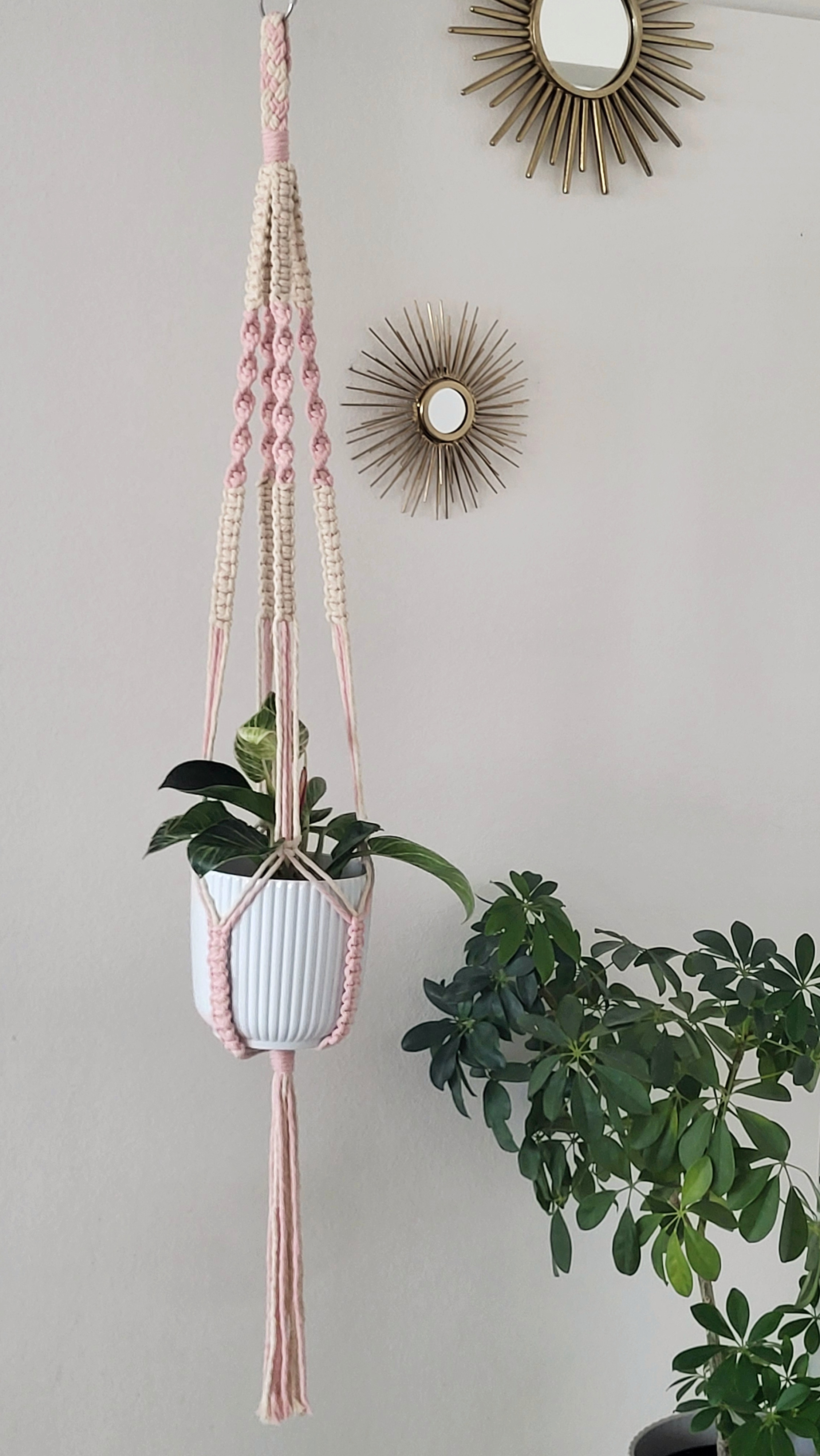 The Blossom - Long - Blush – handgjord makramé växtampel