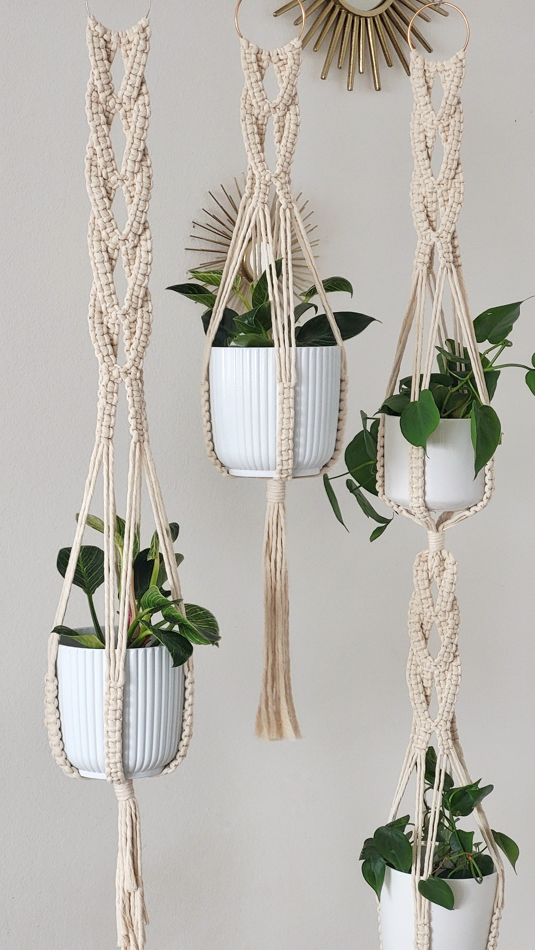 Klassisk handgjord makraméampel i ivory – The Willow-kollektionen